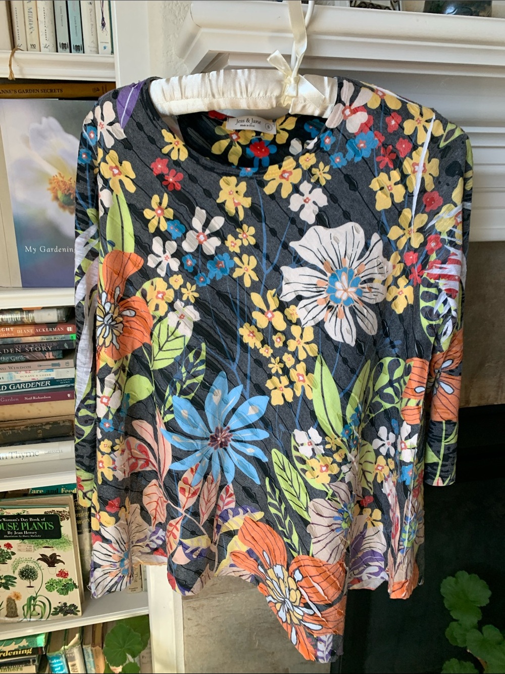 Jess & Jane Floral Long Sleeve Tee - Multicolor